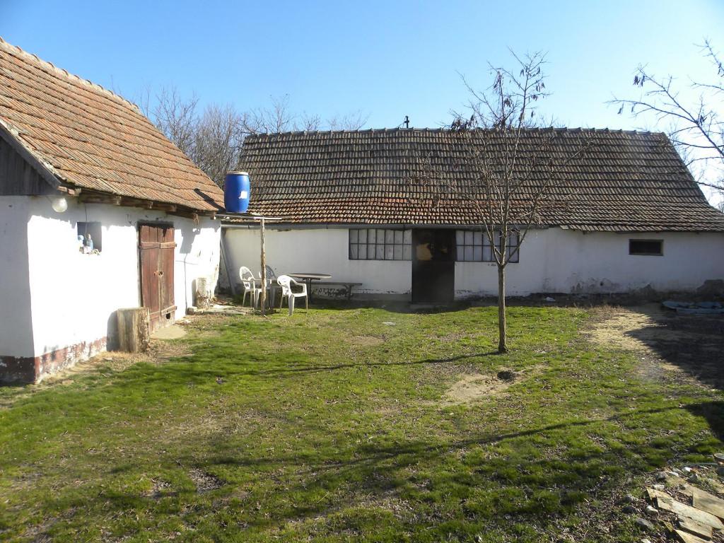 Oud boerderijtje voor de prepper, klusser en rustzoeker, Huizen en Kamers, Overige soorten, Overig Europa, 2 kamers, Landelijk