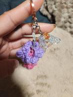 Crochet keychain with flowers and letter A, Ophalen of Verzenden, Nieuw