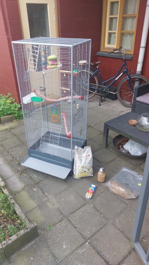 Te koop mooie Grote vogelkooi / volière, Dieren en Toebehoren, Vogels | Hokken en Kooien, Ophalen, Zo goed als nieuw, Metaal, Vogelkooi