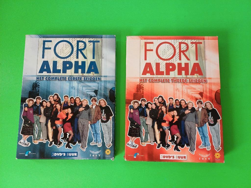 DVD Boxen - Fort Alpha Eerste en Tweede Seizoen, Gebruikt, Alle leeftijden, Boxset, Ophalen of Verzenden