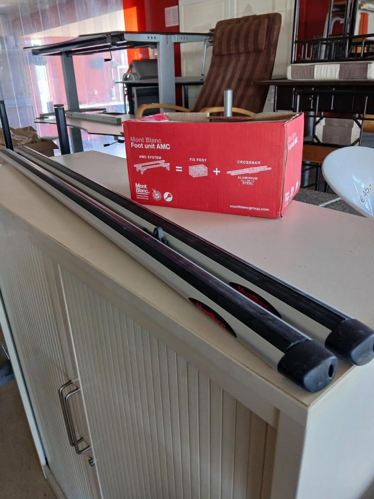 Dakdragers Mont Blanc 5105, Ophalen, Info@tommysmit.nl, 7008AR, Zo goed als nieuw