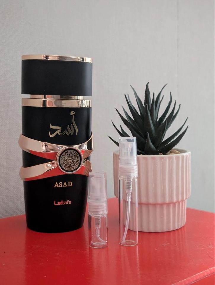 Lattafa Asad decant 1/2/4ml - Origineel, Sieraden, Tassen en Uiterlijk, Uiterlijk | Parfum, Nieuw, Ophalen of Verzenden