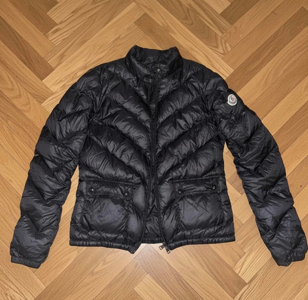 Moncler dames tussenjas S/1, Ophalen of Verzenden, Zo goed als nieuw, Zwart