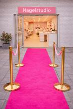 Te huur prachtige roze loper met luxe afzetpaaltjes, Ophalen, Nieuw, Geboorte of Huwelijk