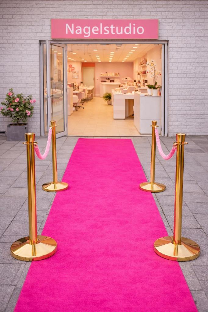 Te huur prachtige roze loper met luxe afzetpaaltjes, Hobby en Vrije tijd, Feestartikelen | Verhuur, Nieuw, Geboorte of Huwelijk