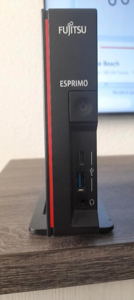 Fujitsu Esprimo G5010 I3-10100/256GB/24GB, Computers en Software, Desktop Pc's, Zo goed als nieuw, 3 tot 4 Ghz, SSD, Ophalen of Verzenden