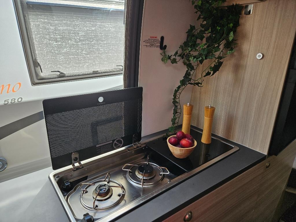 Caravans And Camping Sun