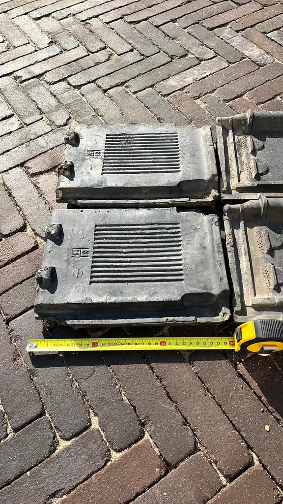 Gebruikte dakpannen gratis af te halen, Ophalen, Gebruikt, Steen of Klei, 15 m² of meer