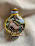 Antieke Chinese Porseleinen Snuff Bottle met Naakte Vrouw, Ophalen of Verzenden