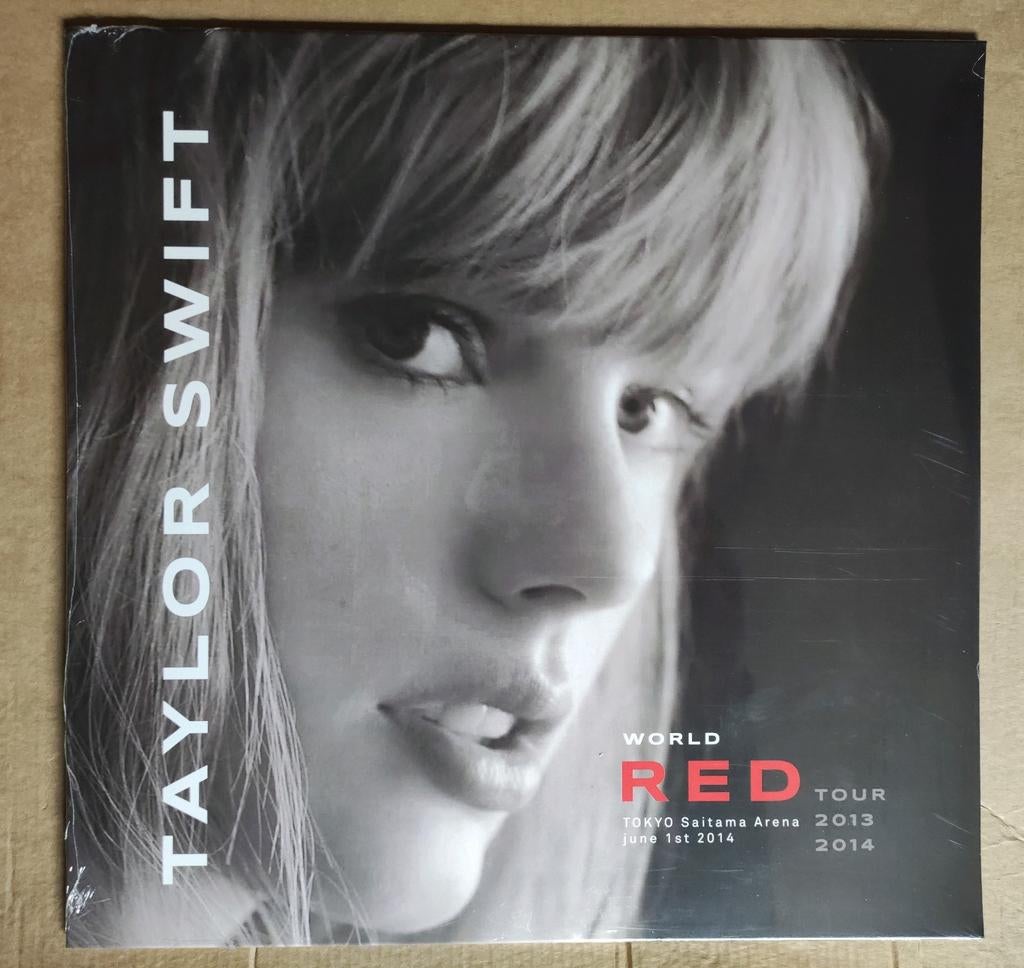 Taylor Swift - Red Tour Live in Tokyo 2LP, Ophalen of Verzenden, Nieuw in verpakking, 12 inch