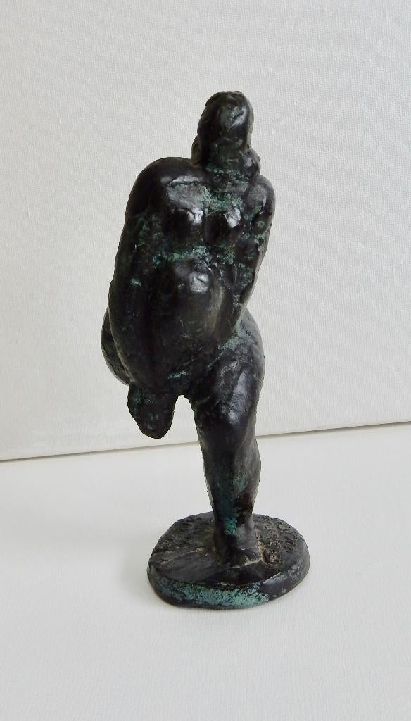 Beeld vrouw op een been van Nic Jonk, Ophalen, Minder dan 20 cm, Zwart, Beeld