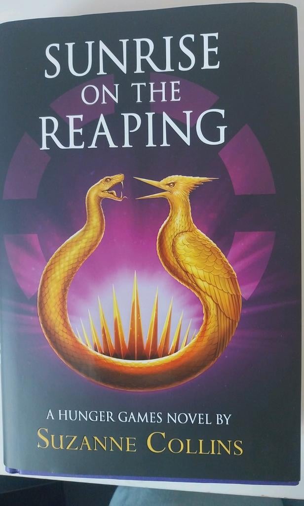 Hunger games: sunrise on the reaping, Ophalen of Verzenden, Zo goed als nieuw, Spiritualiteit algemeen, Achtergrond en Informatie