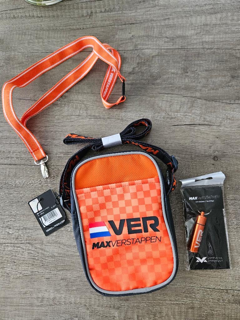 NIEUW origineel oranje MAX VERSTAPPEN schoudertas twv€ 30,00, Ophalen of Verzenden, Nieuw, Oranje, Overige merken