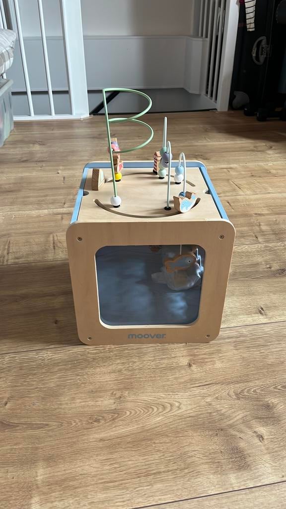 Grote activiteiten kubus. Merk: Moover, Kinderen en Baby's, Speelgoed | Babyspeelgoed, Ophalen, Zo goed als nieuw, Overige typen