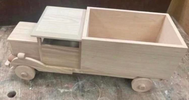 houten vrachtauto, Kinderen en Baby's, Speelgoed | Houten speelgoed, Ophalen of Verzenden, Nieuw, Duw- of Trekspeelgoed