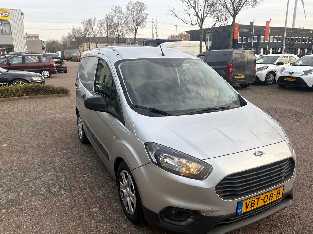 Ford Transit Courier GB 1.5 Tdci Duratorq 100pk S&S 2019, Auto's, Bestelauto's, Voorwielaandrijving, Stof, Electronic Stability Program (ESP)