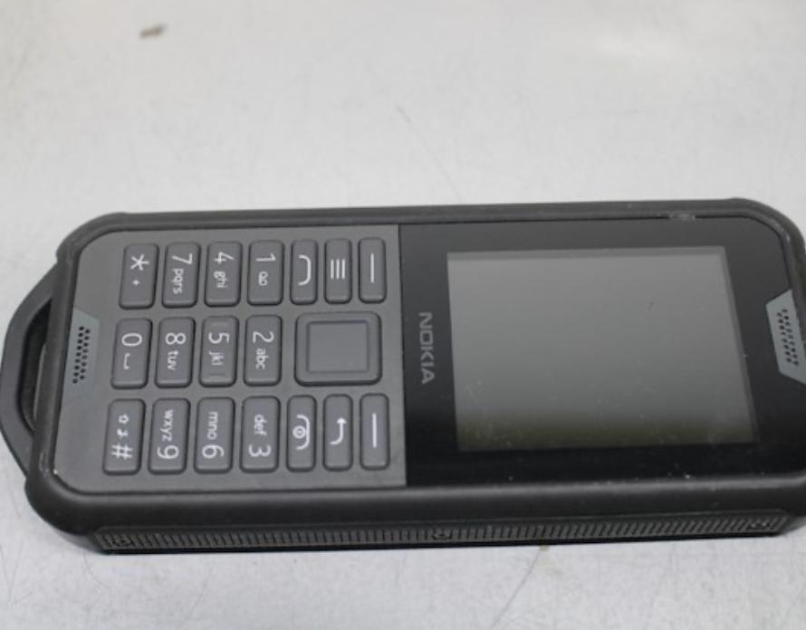 28x Nokia 800 Tough – Robuuste, Waterdichte GSM – Gebruikt, Gebruikt, Verzenden, Zwart, 3 tot 6 megapixel