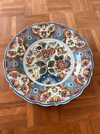 Aardewerk wandbord Deftse Pauw, 31 cm, lichte barst, Antiek en Kunst, Antiek | Wandborden en Tegels, Ophalen of Verzenden