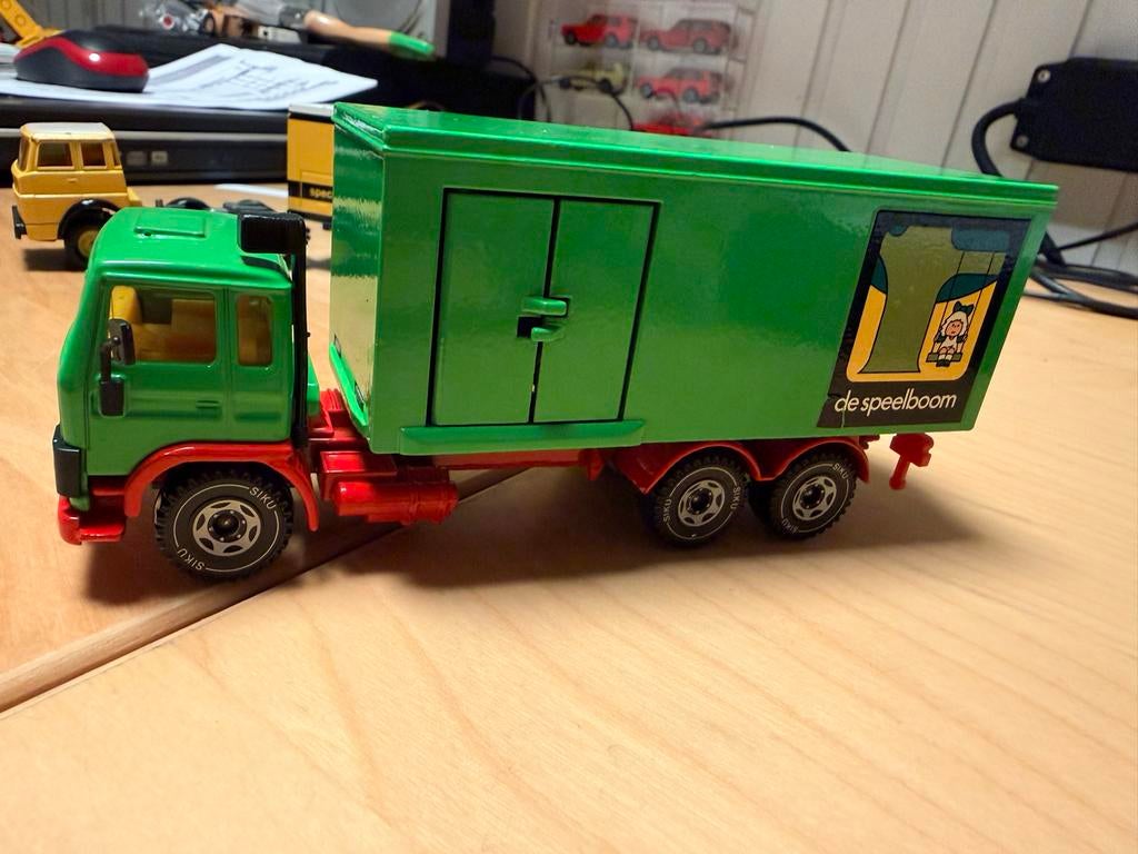 Siku Volvo vrachtwagen "de speelboom", Ophalen of Verzenden, Zo goed als nieuw, Bus of Vrachtwagen, SIKU