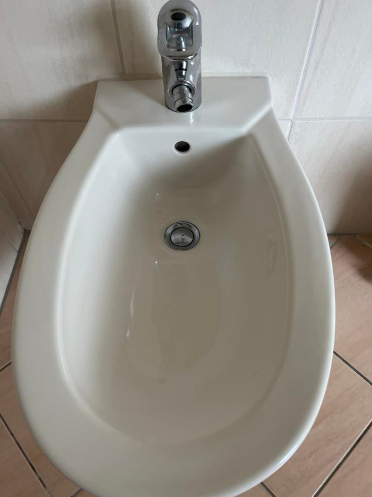 Villeroy & Boch bidet met kraan, Doe-het-zelf en Verbouw, Sanitair, Ophalen, Gebruikt, Chroom, Overige typen