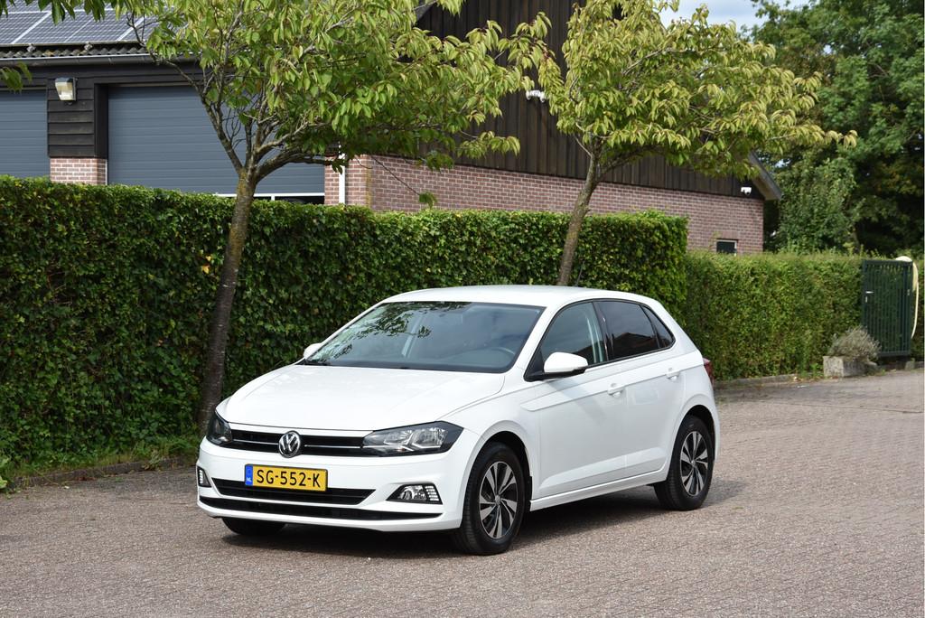 Volkswagen Polo 1.0 TSI 96 PK Navi PDC NAP Garantie Comfortl, Voorwielaandrijving, Stof, 1045 kg, Met garantie (alle)