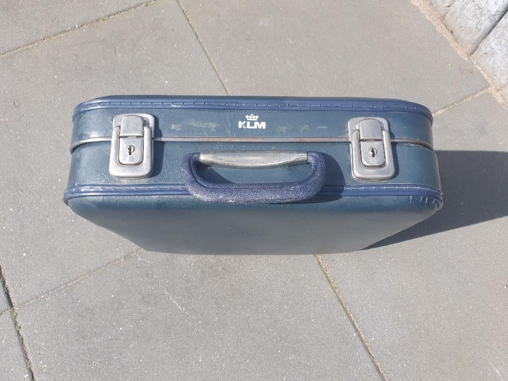Vintage KLM koffer donkerblauw afm. 40x37x12cm gebruikt, Sieraden, Tassen en Uiterlijk, Koffers, Gebruikt, Hard kunststof, Minder dan 50 cm