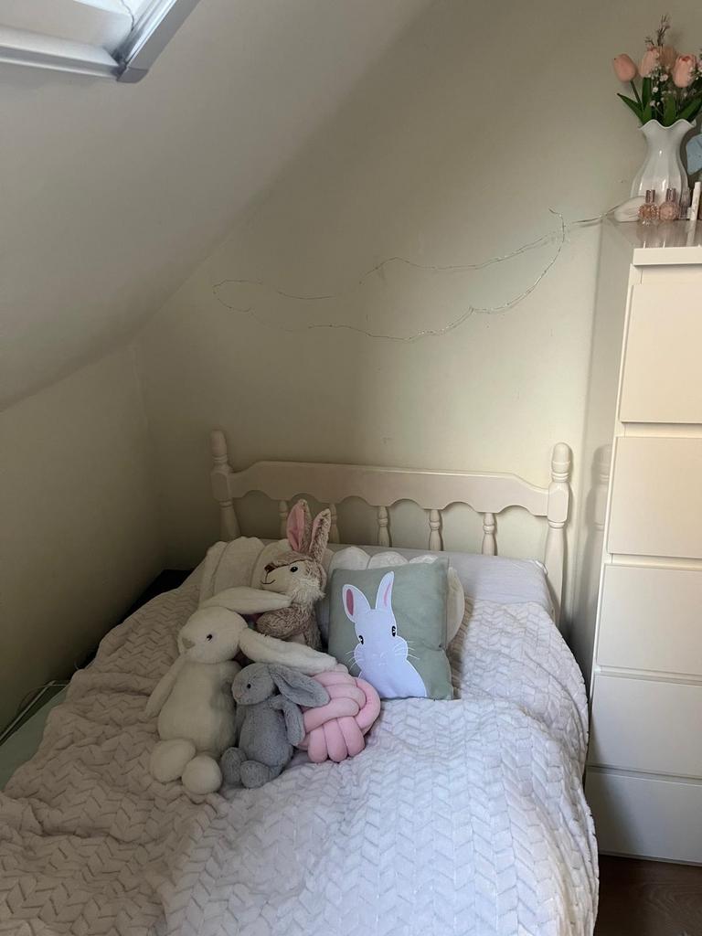 Landelijk houten eenpersoonsbed met lattenbodem, Huis en Inrichting, Slaapkamer | Bedden, Ophalen, Gebruikt, Eenpersoons, Wit