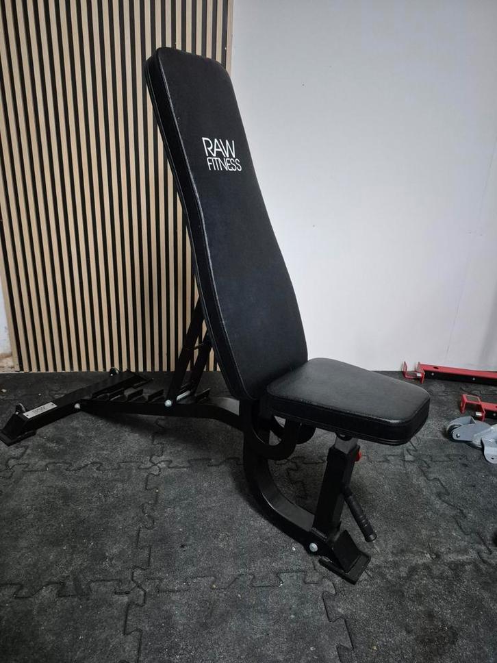 Adjustable bench / verstelbaar fitnessbankje NIEUWSTAAT!, Sport en Fitness, Fitnessmaterialen, Zo goed als nieuw, Fitnessbank