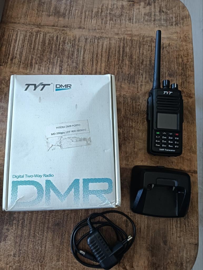 Tytera dmr porto, Telecommunicatie, Ophalen, Zo goed als nieuw, 15 km of meer