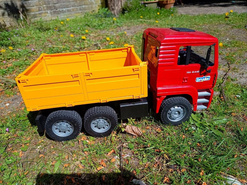 Vrachtwagen MAN Van BRUDER, Ophalen, Zo goed als nieuw