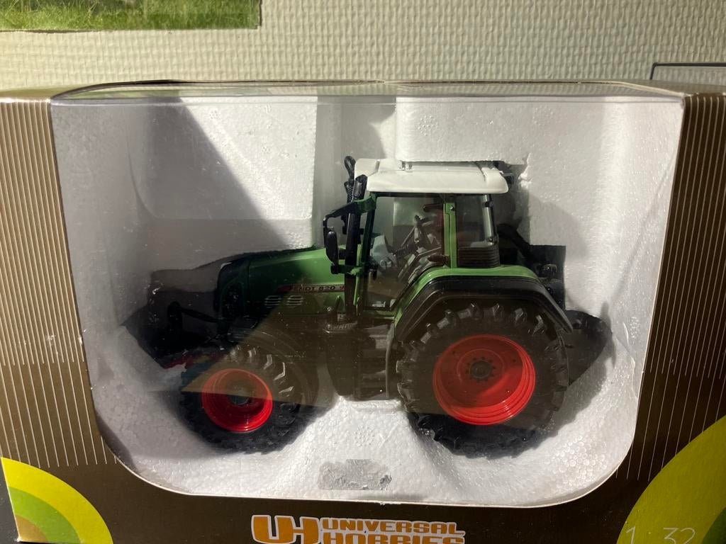 Miniature FENDT 720 VARIO Avec Chargeur 5X90 Agritechnica 2015
