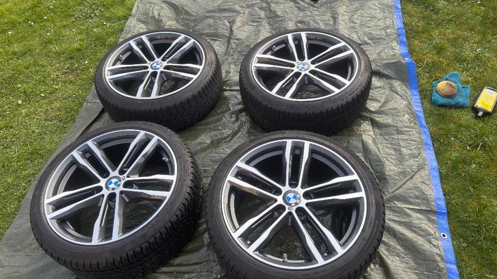 Originele BMW 19 inch 704M velgen zonder stoeprandschade!!, Auto-onderdelen, Banden en Velgen, Banden en Velgen, Winterbanden