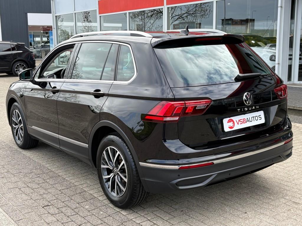 Volkswagen TIGUAN 1.5 TSI ACT. FACELIFT LED DIGITALE-SCHERM, Huisgarantie, Met garantie (alle), Zwart, Bedrijf