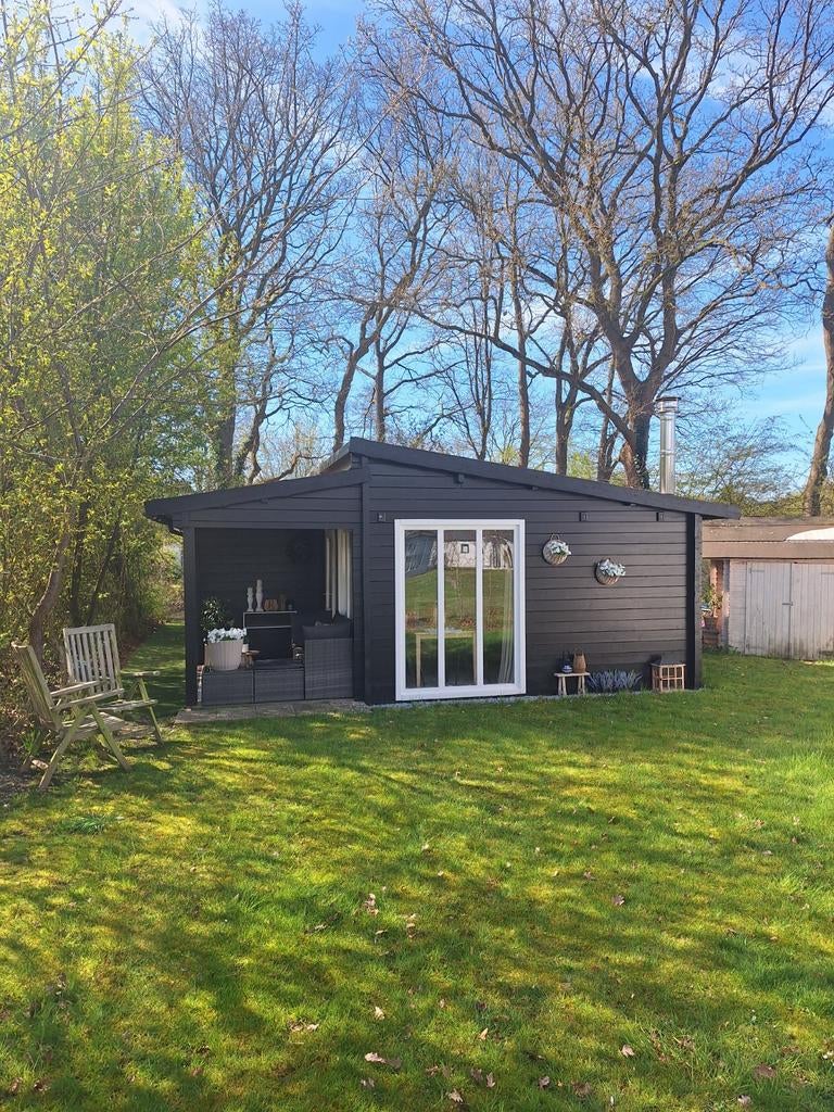 Meivakantie nog beschikbaar! Gezellig chalet Ommen!, 5 personen, 2 slaapkamers, Zwembad, Landelijk