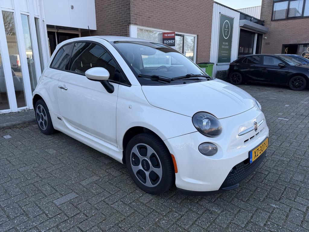 Fiat 500 E 24kwh | Clima |, Auto's, Fiat, Gebruikt, Zwart, 4 stoelen, Wit