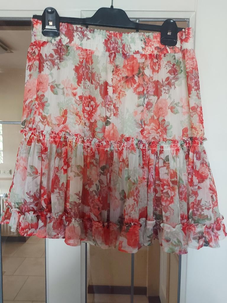 PRACHTIG ROKJE VAN GUESS MT L (M) IN ABSOLUTE NIEUWSTAAT!, Kleding | Dames, Rokken, Maat 38/40 (M), Ophalen of Verzenden, Zo goed als nieuw