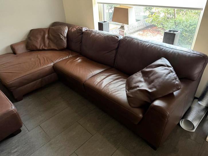 Lederen lounge bank, Huis en Inrichting, Banken | Complete zithoeken, Zo goed als nieuw, Ophalen of Verzenden