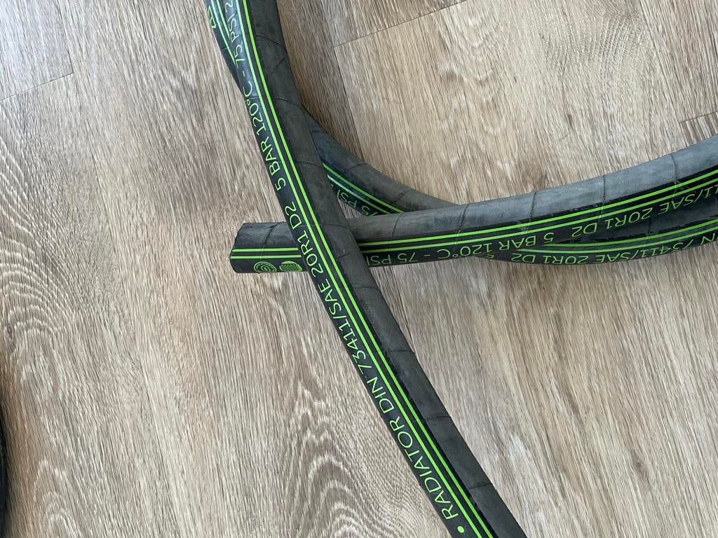 Universele Koelvloeistof Slang 20mm x 2,5m - Hoge Kwaliteit, Watersport en Boten, Ophalen of Verzenden, Nieuw, Motor en Techniek