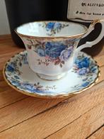 ROYAL Albert Kop en schotel met blauwe rozen, Ophalen of Verzenden