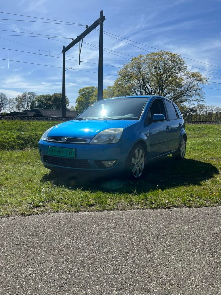 goed onderhouden Ford Fiesta 1.3 (incl. Nieuwe APK & Beurt), Auto's, Ford, Particulier, Fiësta, ABS, Airbags, Airconditioning