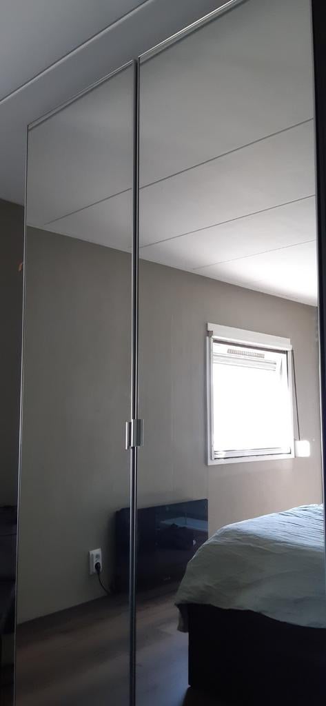 2x IKEA Åheim spiegelglas deuren 50x195 cm voor PAX kast, Ophalen, 50 tot 100 cm, Minder dan 25 cm, 150 tot 200 cm