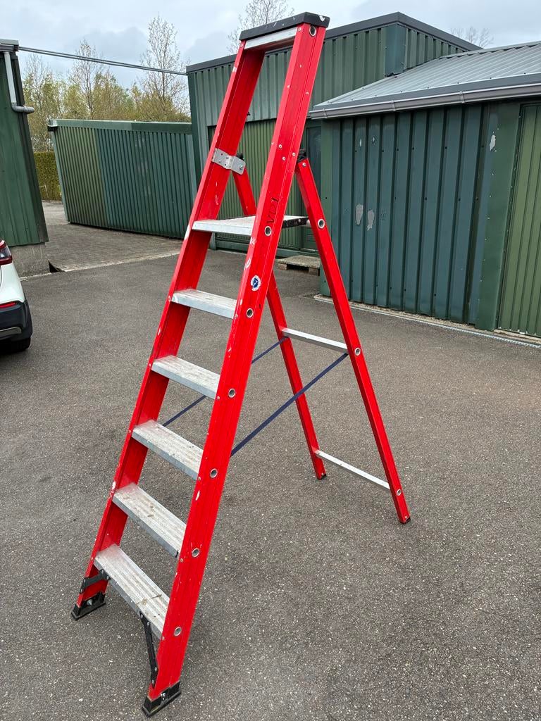 Plateau trap 1x6 Kelfort - Zo goed als nieuw, Doe-het-zelf en Verbouw, Ladders en Trappen, Ophalen, Zo goed als nieuw, Trap, Minder dan 2 meter