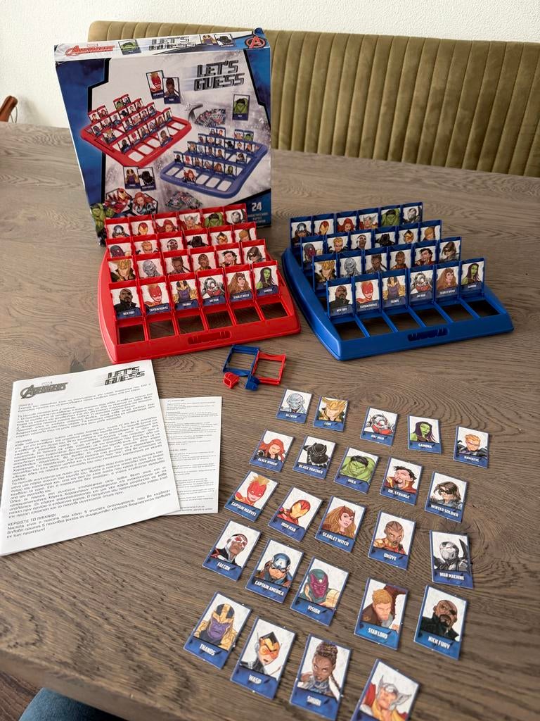 Avengers Let's Guess bordspel- Wie is het, Een of twee spelers, Ophalen of Verzenden, Zo goed als nieuw