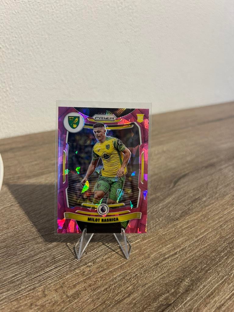 Milot Rashica 2021-22 Panini Prizm PL Pink Ice #178 Rookie, Ophalen of Verzenden, Zo goed als nieuw, Buitenlandse clubs, Poster, Plaatje of Sticker