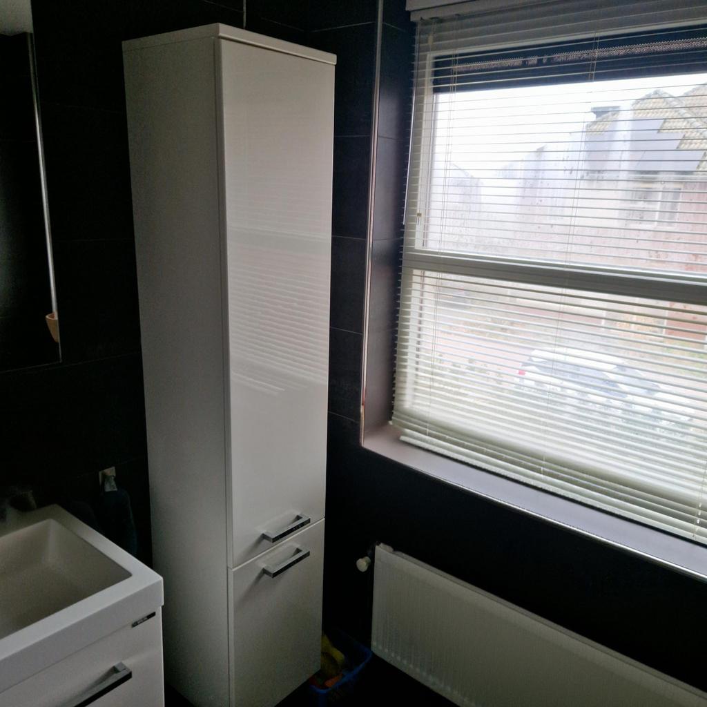 Hoge witte badkamerkast - 178,5x35x36 cm, (Half)hoge kast, Minder dan 50 cm, Gebruikt, Ophalen of Verzenden