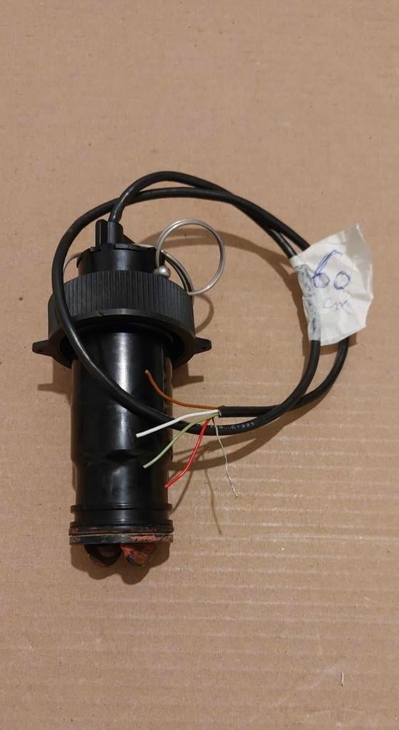 Airmar raymarine tridata transducer snelheid
Airmar ST650., Watersport en Boten, Ophalen of Verzenden, Zo goed als nieuw, Kabel of Apparatuur