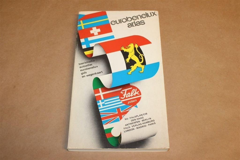 Eurobenelux Autoatlas — Wegenkaart & Reisgids, Vintage 1974, Ophalen of Verzenden, Gelezen, 1800 tot 2000, Landkaart