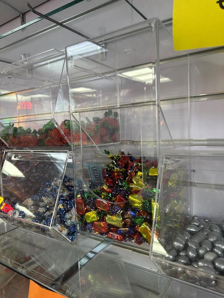 Partij snoepbakken, Boeken, Partijen en Verzamelingen, Zo goed als nieuw, Overige, Ophalen