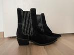 Zwarte suede laarsjes met witte stiksels van h&m maat 38, Kleding | Dames, Schoenen, Zwart, Lage of Enkellaarzen, Ophalen of Verzenden