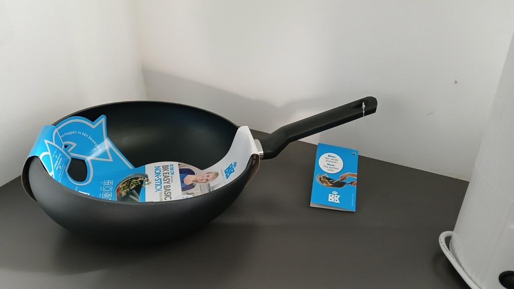 BK Wokarang 28 cm, Huis en Inrichting, Keuken | Potten en Pannen, Ophalen of Verzenden, Rvs, Koekenpan of Braadpan